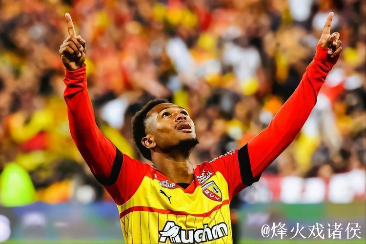 尤文逆袭博洛尼亚迎赛季关键,奥蓬达表现抢眼 尤文逆袭博洛尼亚迎赛季关键,奥蓬达表现抢眼